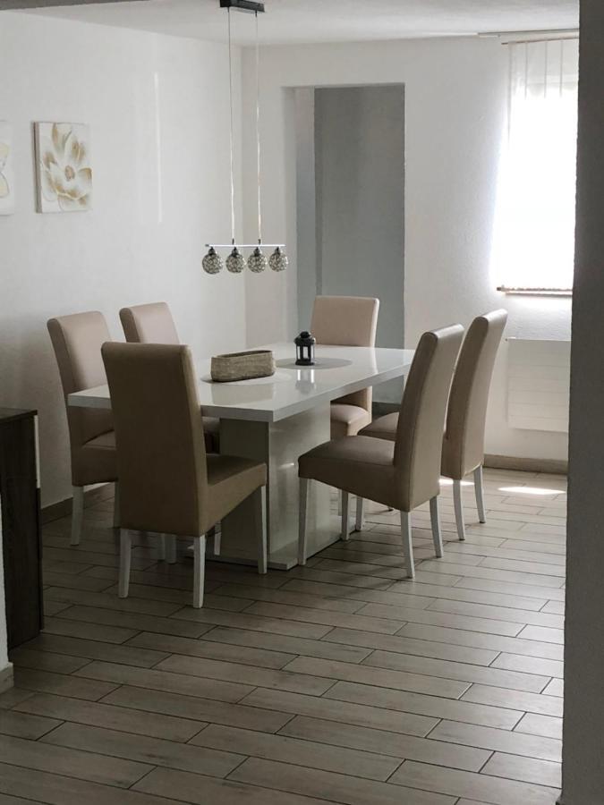Holiday Home Marsan Pula Exterior foto
